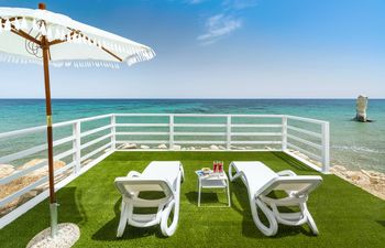 Notes On Noto Holiday Home