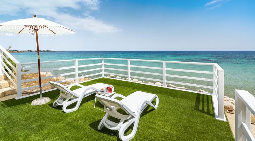 Photo of Notes On Noto