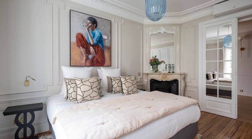 Photo of Les Artistes