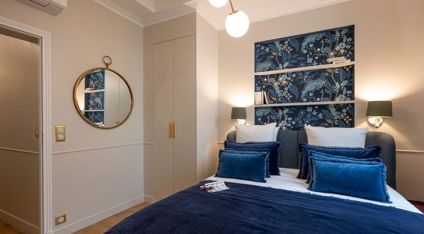 Photo of Les Artistes