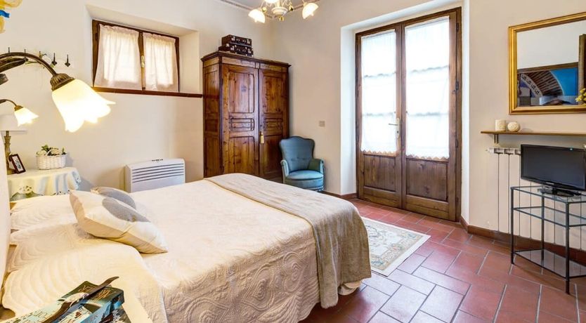 Photo of Etruscan Garden