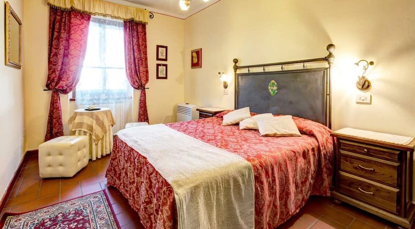 Photo of Etruscan Garden