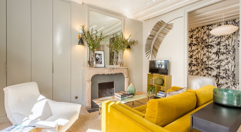 Photo of Poodle & Blonde