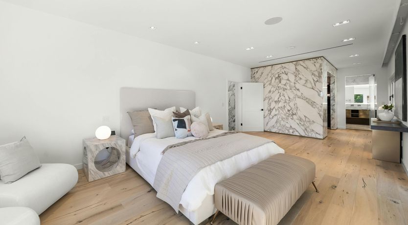 Photo of Sunset Stunner