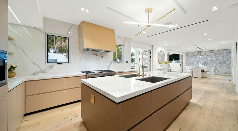 Photo of Sunset Stunner