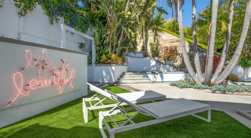 Photo of Sunset Stunner