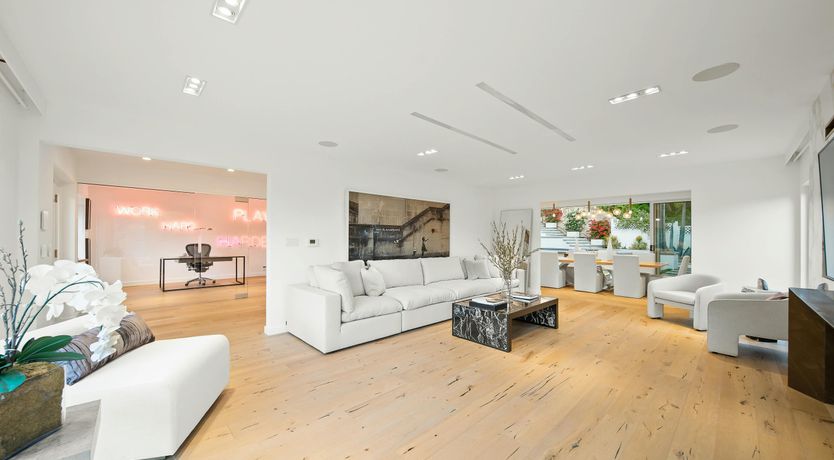 Photo of Sunset Stunner