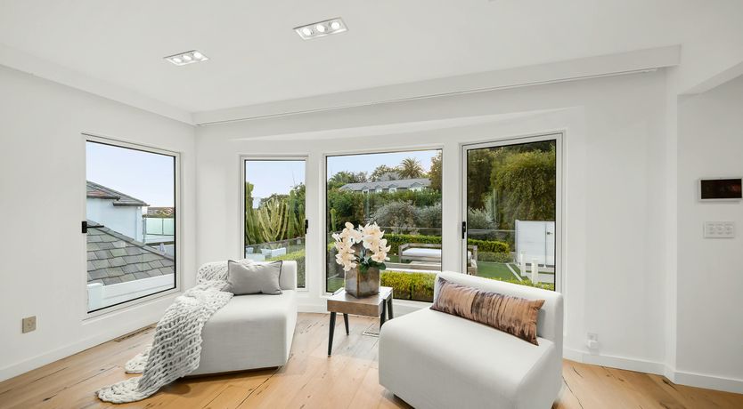 Photo of Sunset Stunner