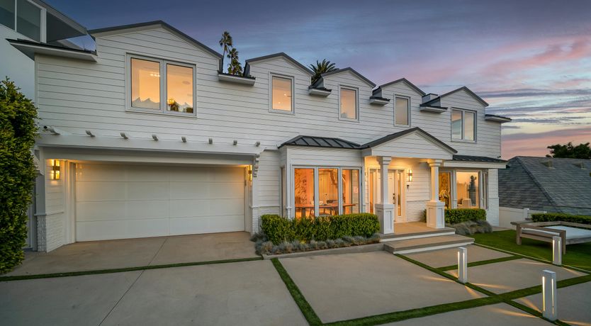 Photo of Sunset Stunner