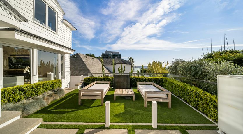 Photo of Sunset Stunner