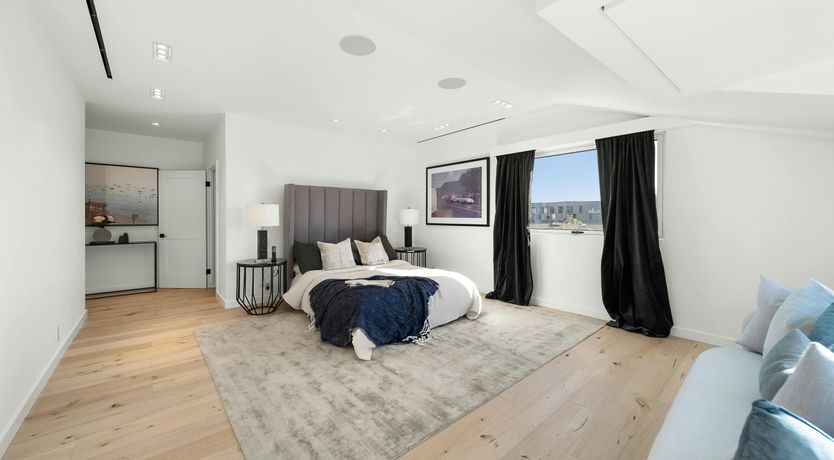 Photo of Sunset Stunner