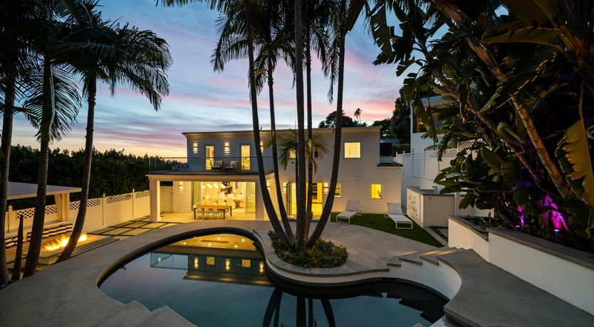 Photo of Sunset Stunner