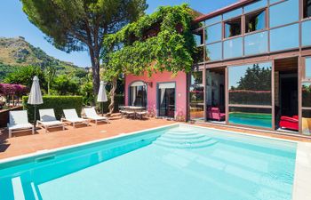 The Libretto Holiday Home