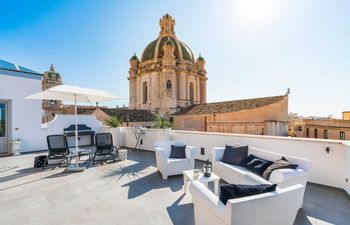 Dome Devotion Holiday Home