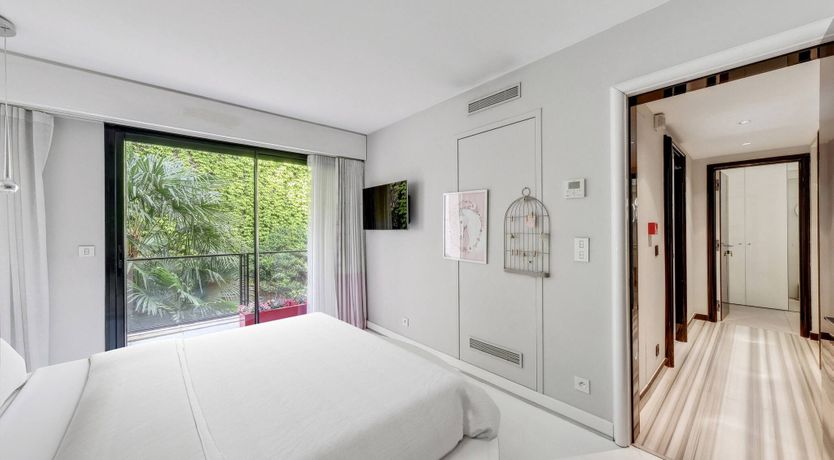 Photo of Le Prestige Parisien