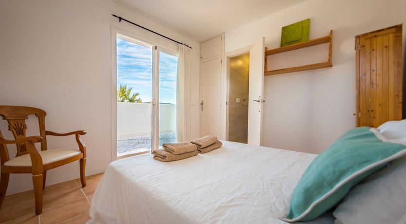 Photo of Bougainvillea Blush