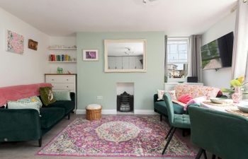 Slow Light Holiday Home