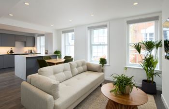Chic in Chinatown Holiday Home