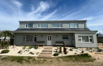 Shell House Holiday Home