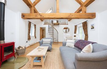 Oak Beams & Spiral Stairs Holiday Home