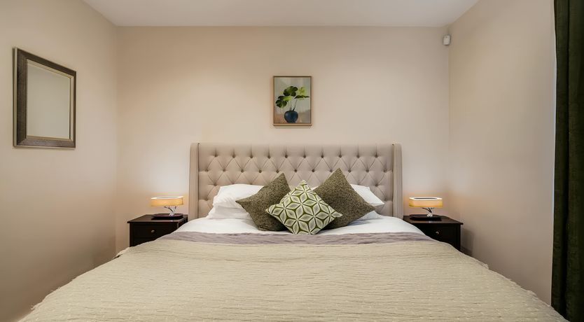 Photo of St Albans Style