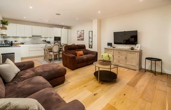 St Albans Style Holiday Home
