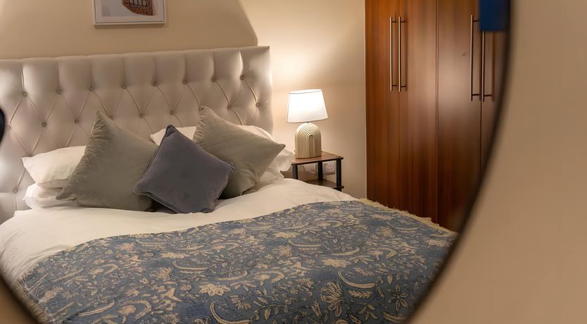 Photo of St Albans Style