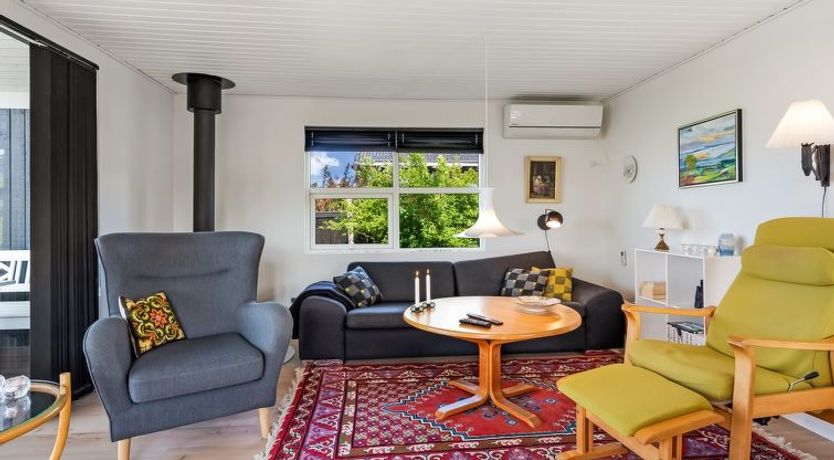 Photo of "Akira" - 250m from the sea