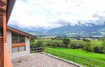 Picchio Autunno Apartment 2 Holiday Home