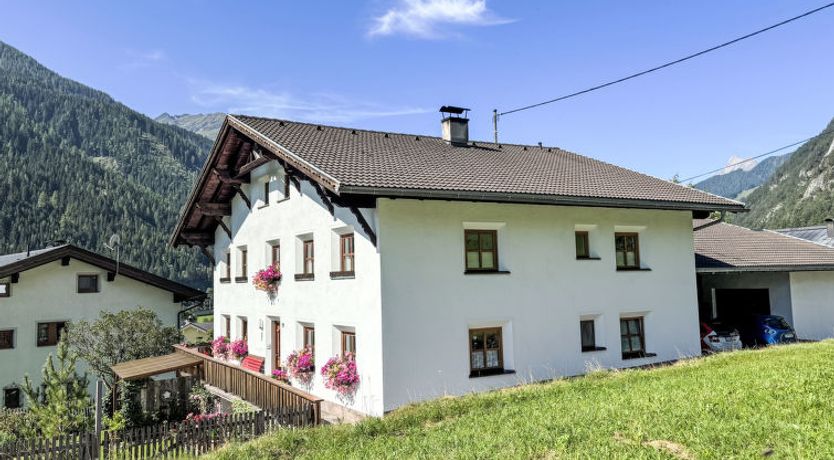 Photo of Apart Ladner 59