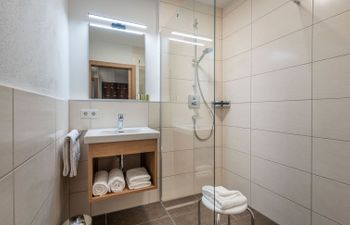 Dreams Apartment 4 Holiday Home