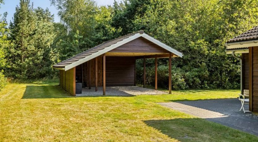 Photo of "Angantir" - 4.8km from the sea