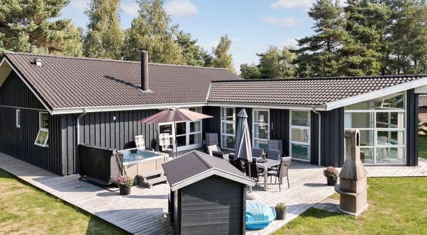 Photo of "Toa" - 600m from the sea