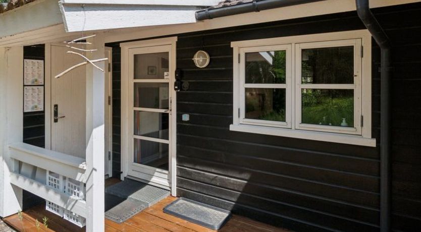 Photo of "Signe" - 850m from the sea