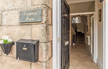 Tregony House 2 Bedrooms Holiday Home