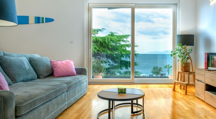 Photo of Elisabeth Seaview