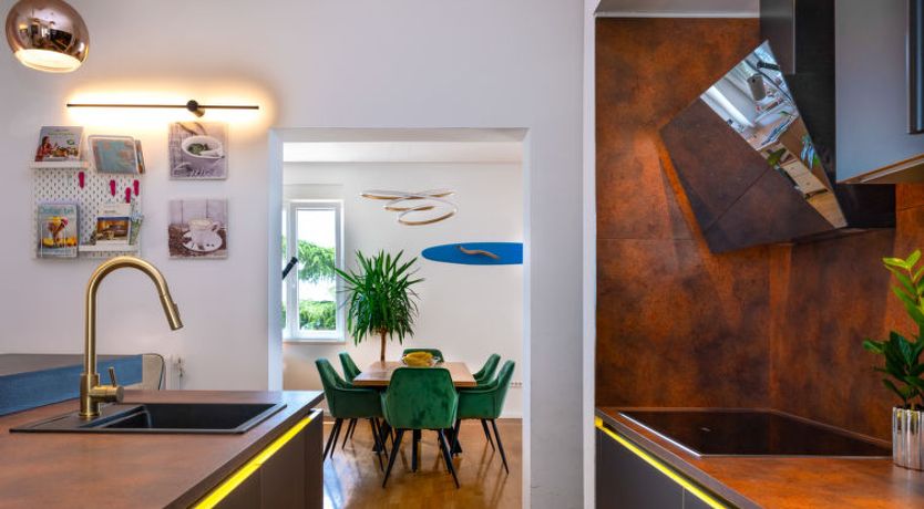 Photo of Elisabeth Seaview