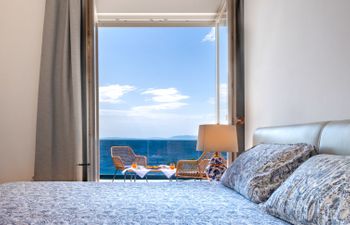 Elisabeth Seaview Holiday Home