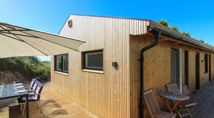 Photo of "Hoat" - 300m from the sea