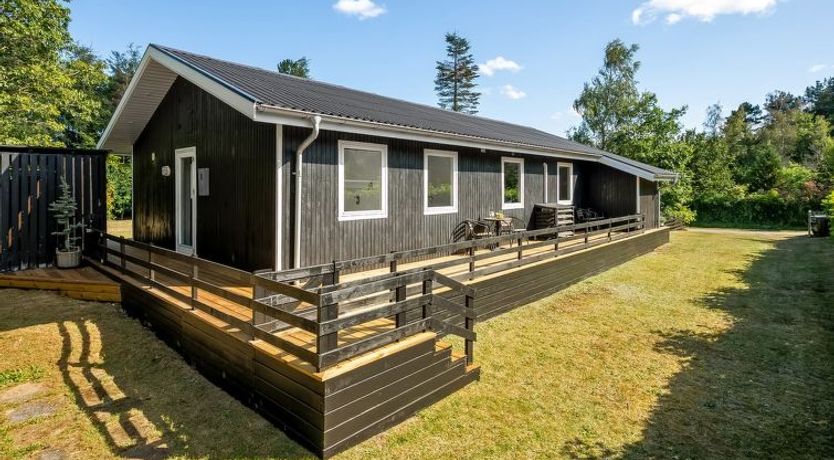 Photo of "Lillebror" - 7km from the sea