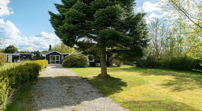 Photo of "Akira" - 500m to the fjord