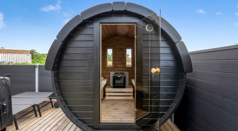 Photo of "Bryngeir" - 750m from the sea