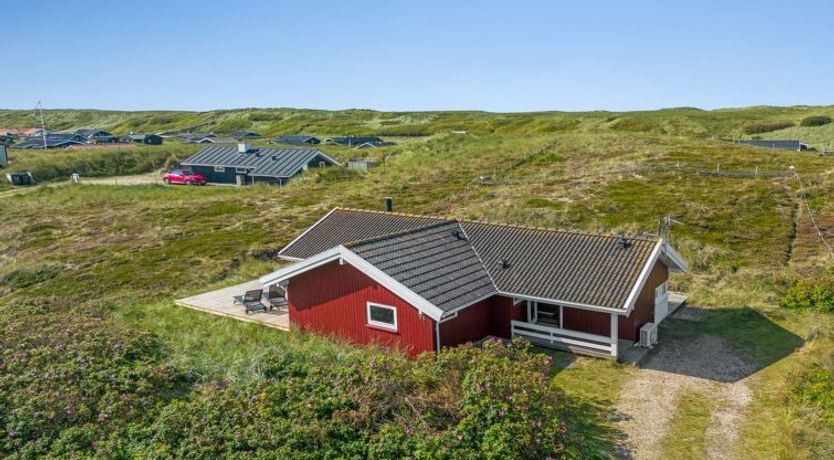 Photo of "Emelie" - 200m from the sea