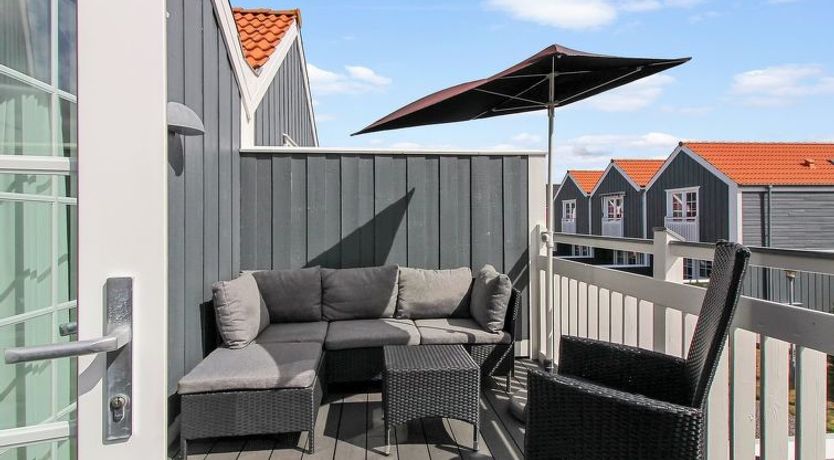 Photo of "Vinny" - 1.2km from the sea