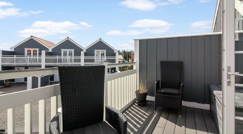 Photo of "Vinny" - 1.2km from the sea