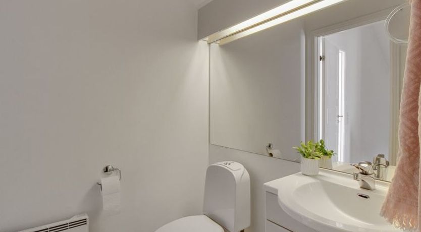 Photo of "Vinny" - 1.2km from the sea