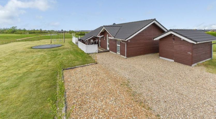 Photo of "Claudius" - 1.3km to the fjord