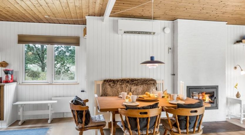 Photo of "Magrete" - 900m from the sea