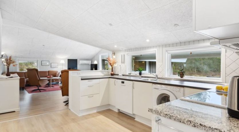 Photo of "Keke" - 2.5km from the sea