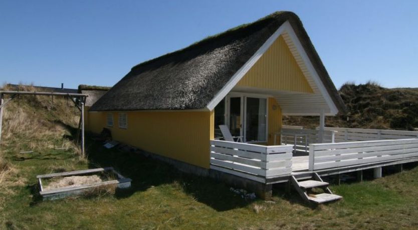 Photo of "Esa" - 500m from the sea